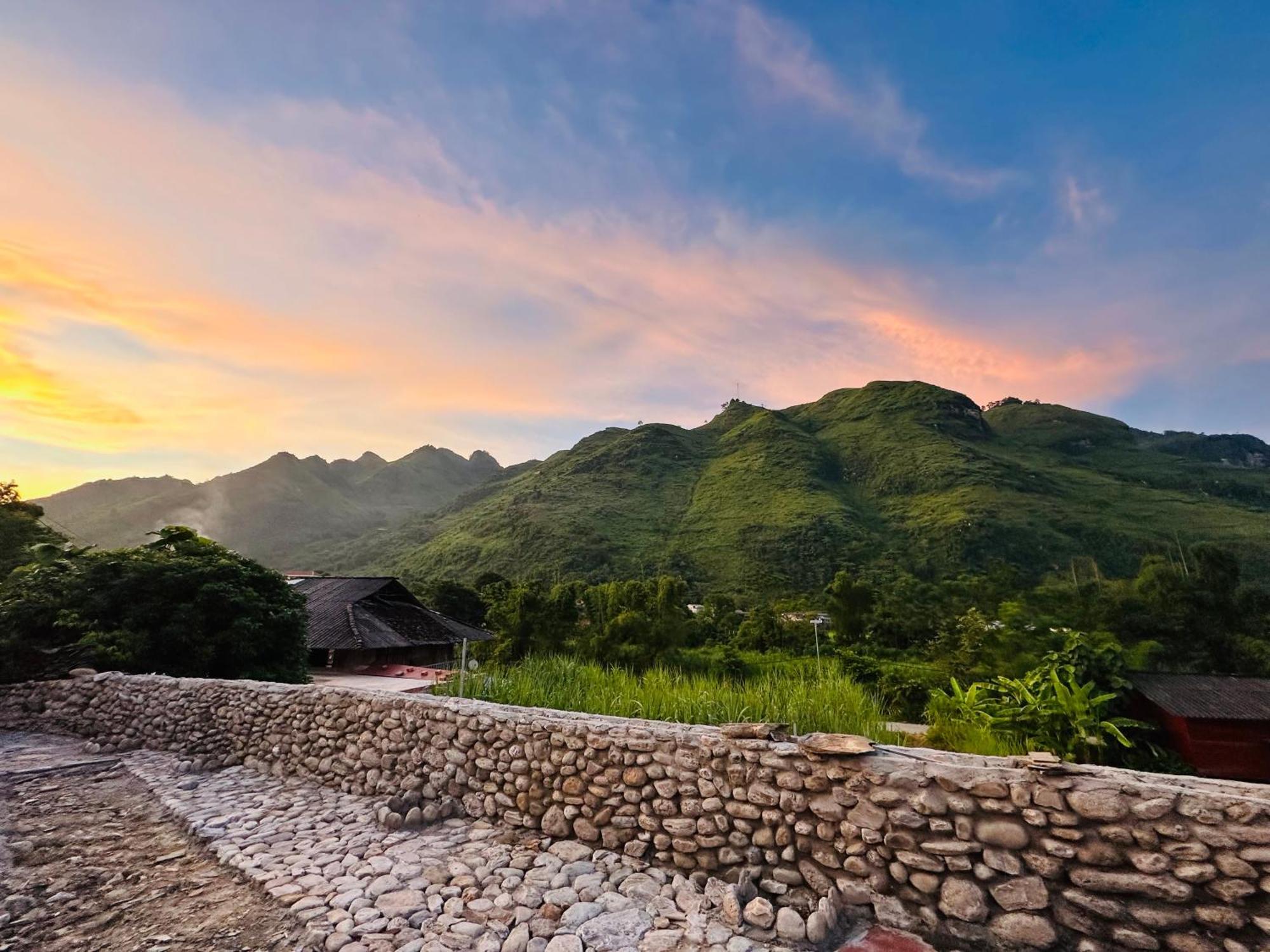 Du Già Village Homestay Làng Cac Esterno foto